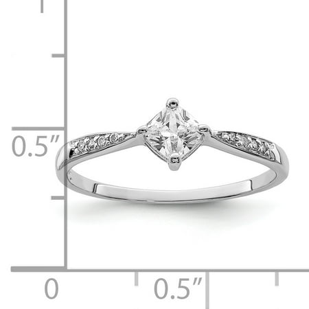 Sterling silver engagement ring solid 925 with 7x7mm square cubic zirconia Sterling silver engagement ring solid 925 with 7x7mm square cubic zirconia